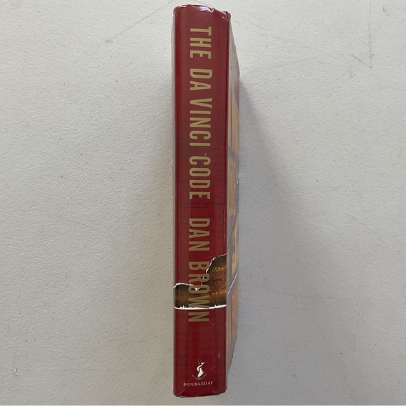 The Da Vinci Code by Dan Brown Hardcover Book - Picture 6 of 6